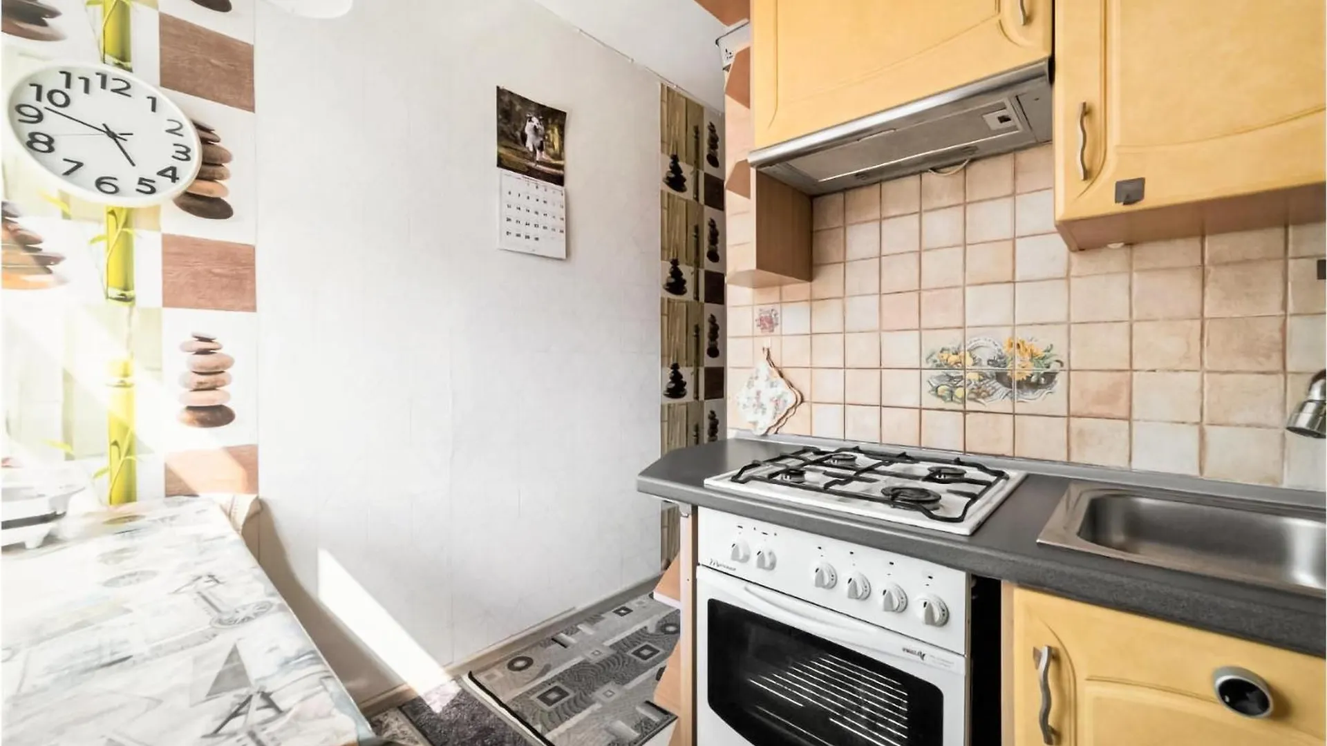 Awesome Apartment In Gdansk With Kitchen